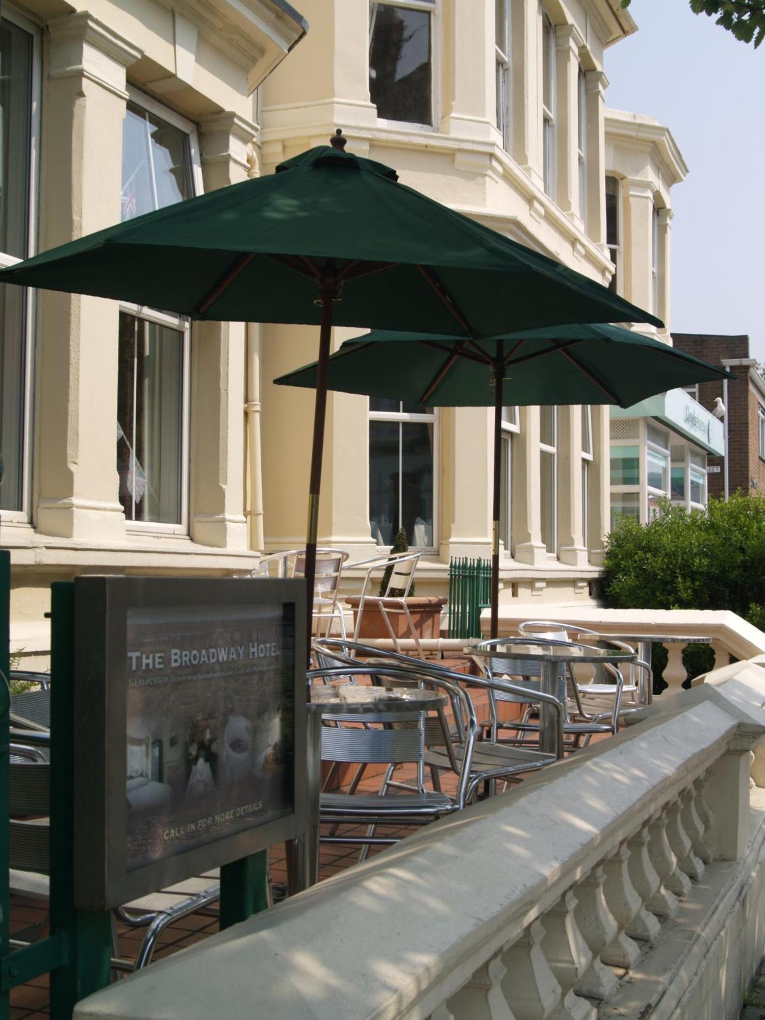 The Broadway Hotel Llandudno Exterior photo