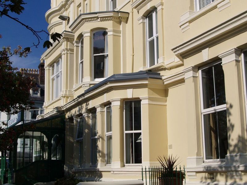 The Broadway Hotel Llandudno Exterior photo